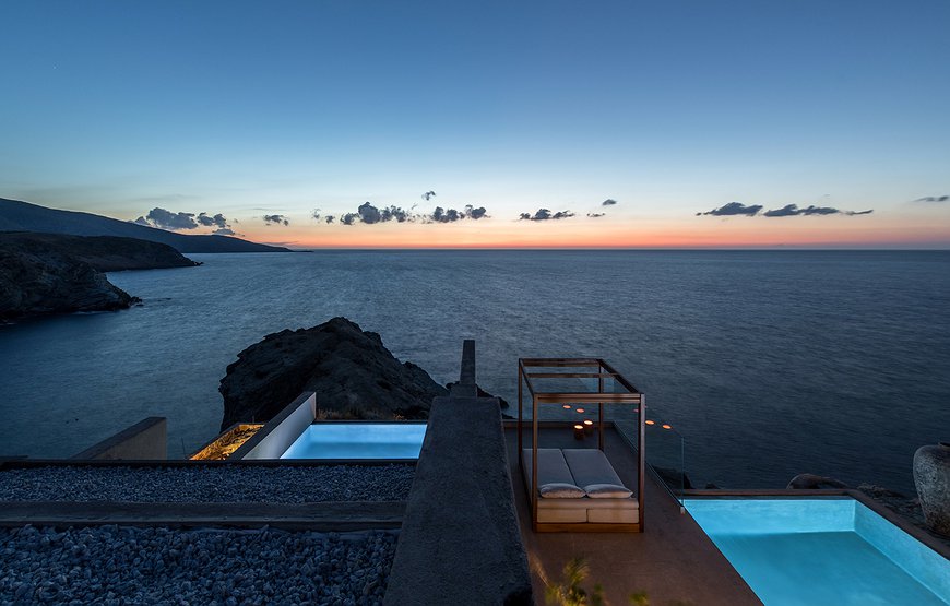 Acro Suites - Where Crete's Ancient Cliffs Meet Modern Wellness