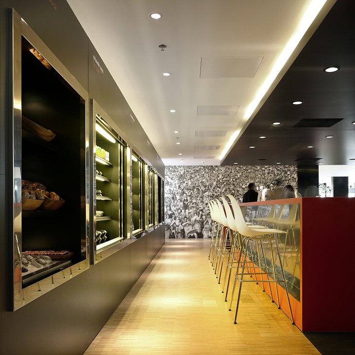 CitizenM Amsterdam canteen