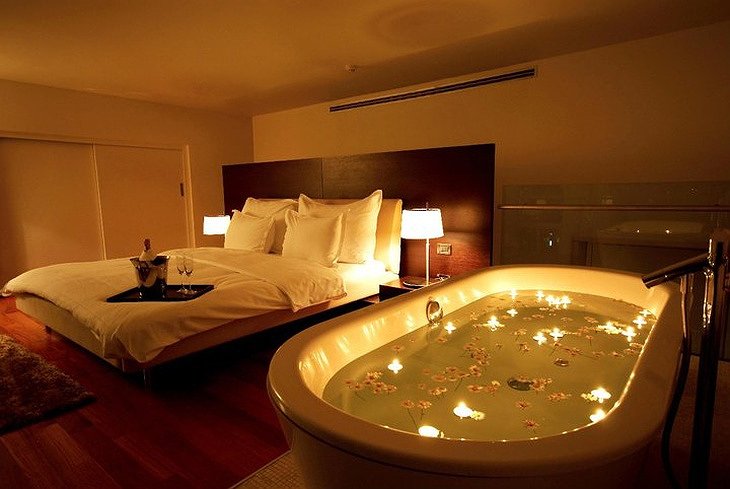Romantic bath inside the room of Ajia Hotel