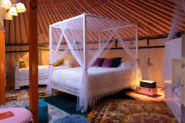Lost in Sensations Hotel Bohemian Chic Yurt Four Poster Bed
