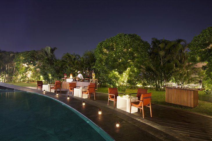 Hotel Park Hyatt Chennai Dining By The Rooftop Pool