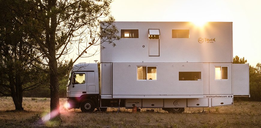 Truck Surf Hotel - Fully Equipped Converted Mercedes Actros