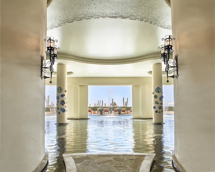 Waldorf Astoria Spa Indoor Pool