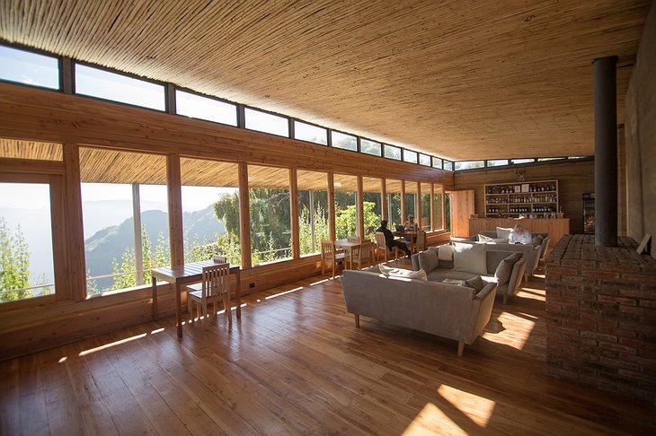Limalimo Lodge bar with mountain view