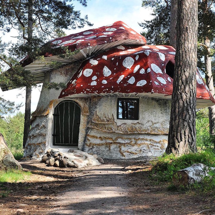 Norrqvarn Hotell Mushroom House