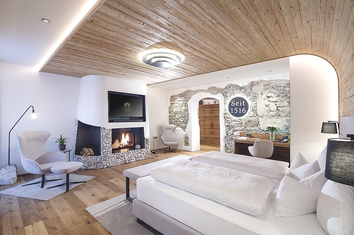 Hotel Klosterbräu Suite With Fireplace