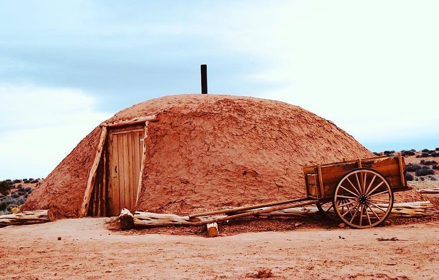 Shash Dine' EcoRetreat - Glamping on Navajo Land