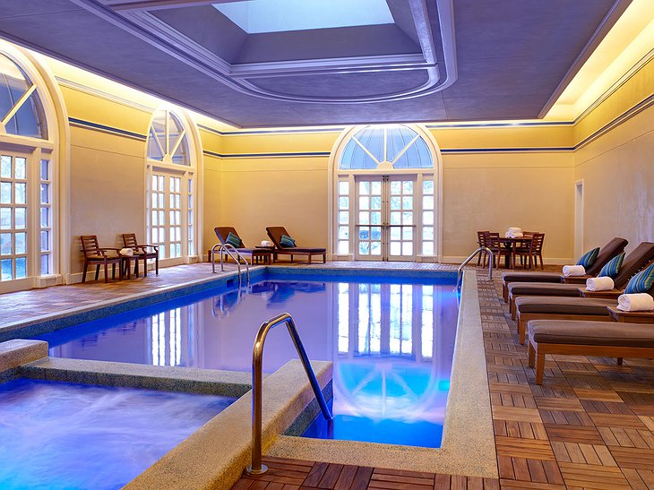 The Henry - Autograph Collection swimming pool