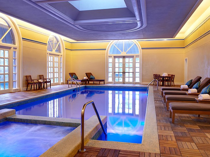 The Henry - Autograph Collection swimming pool