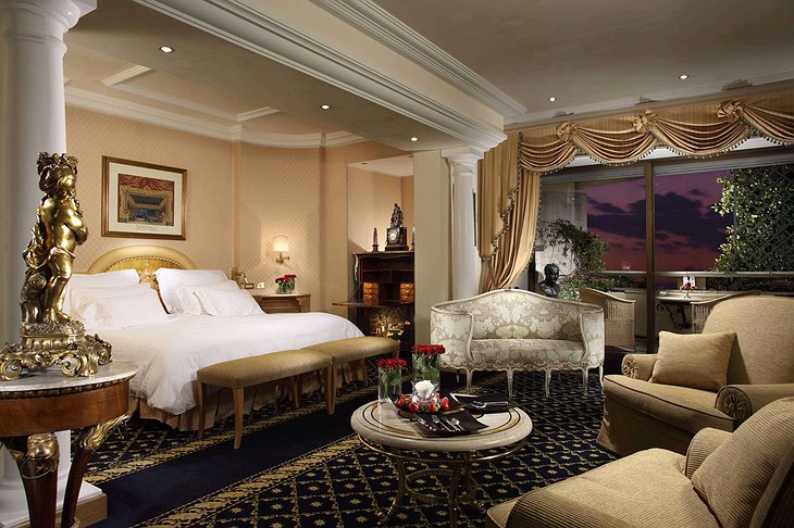 Rome Cavalieri hotel suite