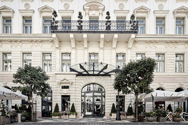 Aria Hotel Budapest Exterior