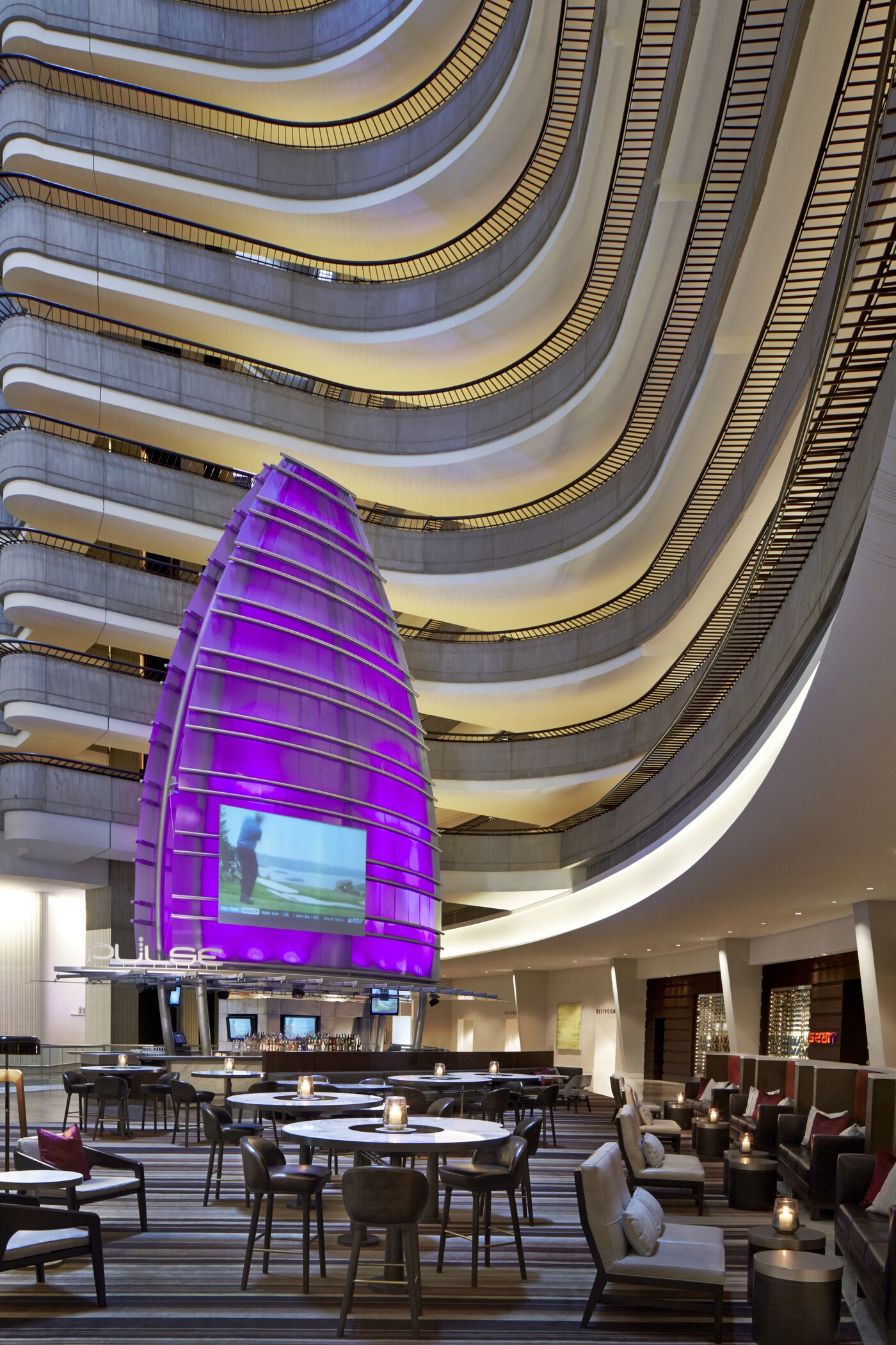 5 Star Hotels In Atlanta; Atlanta Marriott Marquis - The "Coca-Cola" Building with the World's