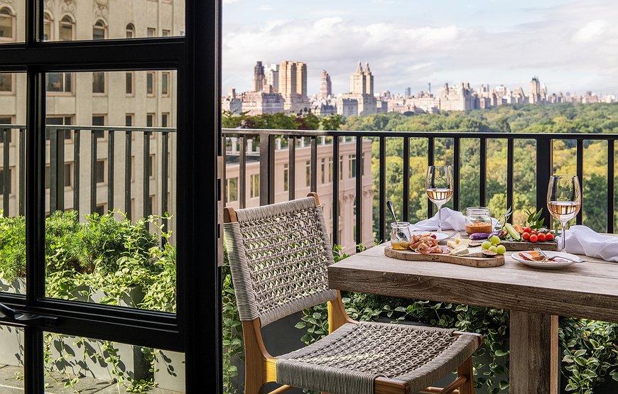 1 Hotel Central Park - Inside Manhattan's Most Eco-Obsessed Hotel