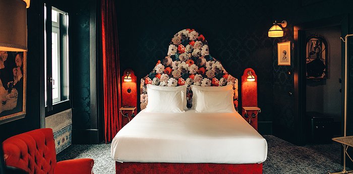 Pensão Amor Madam's Lodge - Former Brothel Turned Into an Erotic Boutique Hotel