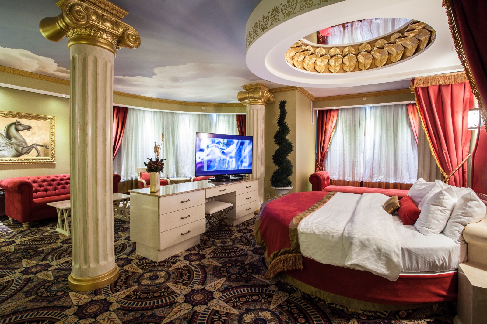 Fantasyland Hotel Where Dreams Are In Rare Agreement With Reality