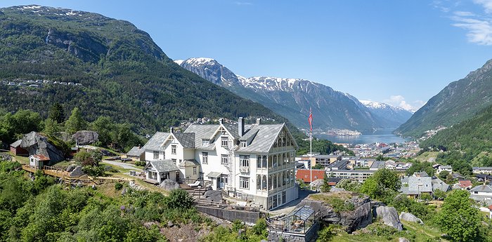 Vikinghaug - Norway's Viking Hotel