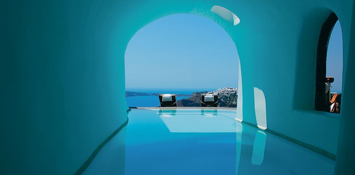 Perivolas Hotel Oia Santorini - Paradise Hewn On History