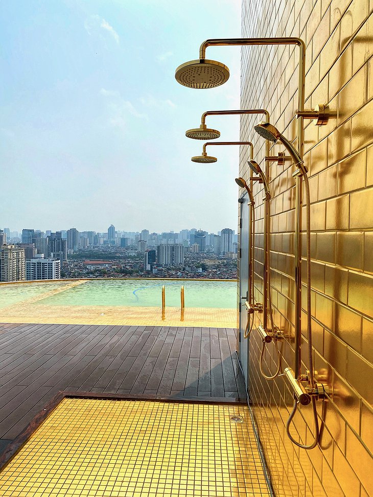 Dolce Hanoi Golden Lake Rooftop Golden Shower