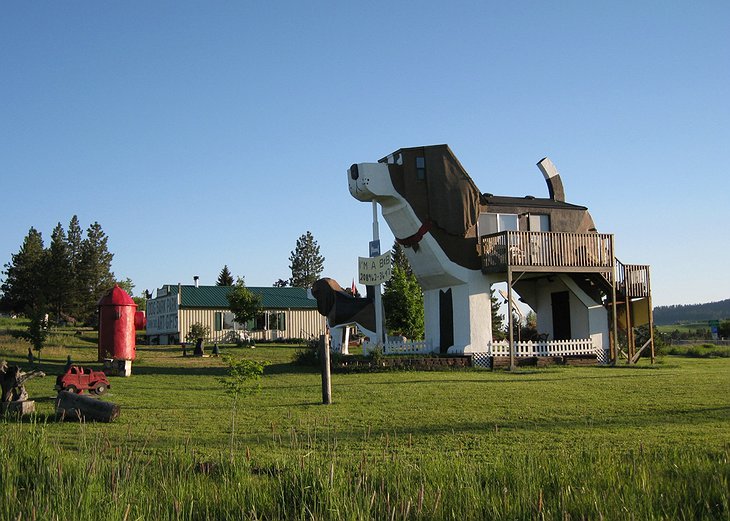 Dog Bark Park Inn bread and breakfast