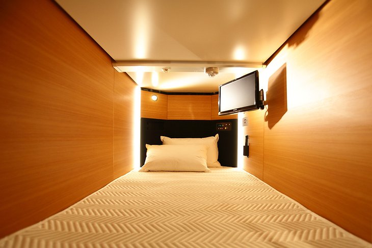 New Japan Capsule Hotel Cabana capsule interior