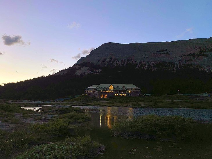 Glacier View Lodge Chalet Building At Night