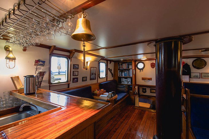 S/V Noorderlicht Sailing Vessel Interior