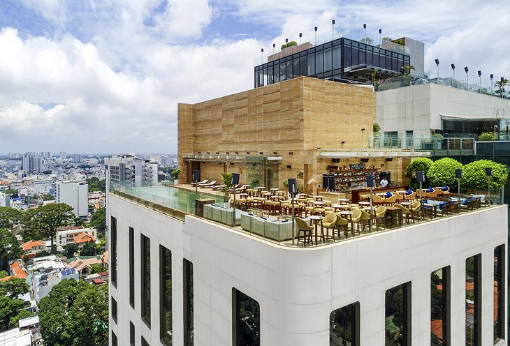 Hotel Des Arts Saigon Rooftop Bar