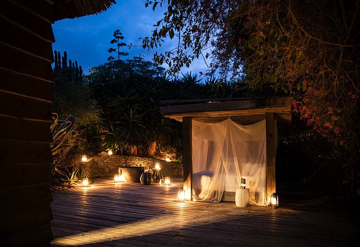 Segera Retreat Lodge Cozy Private Terrace At Night