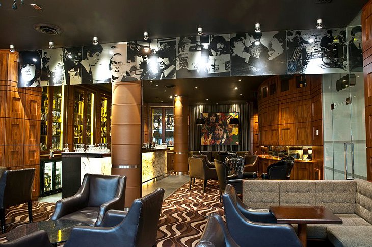 Hard Day’s Night Hotel bar