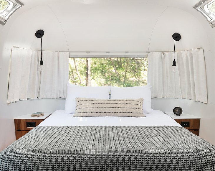 AutoCamp Yosemite Vintage Airstream Suite Bed