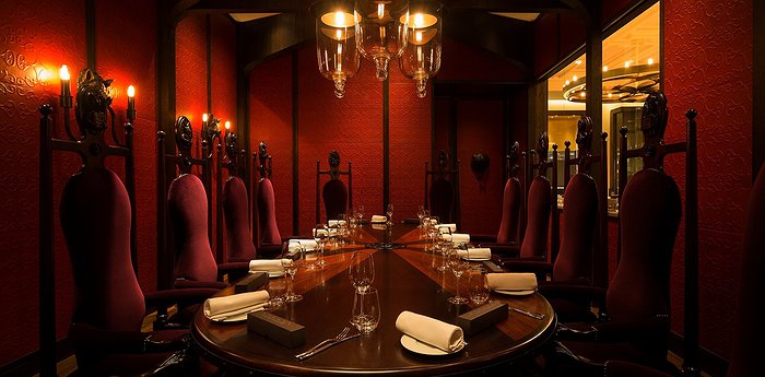 Mandarin Hotel Hyde Park - Voted As One Of The Best In The World