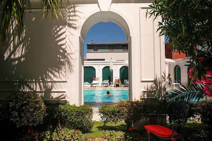 Sura Design Hotel & Suites Pool
