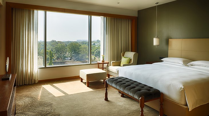 Hotel Park Hyatt Chennai Double Bedroom