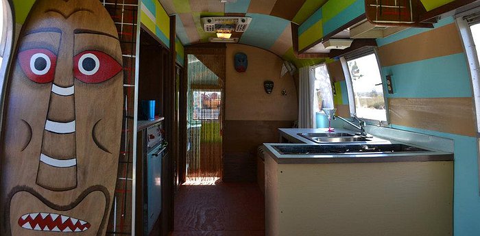 Kate's Lazy Desert - Love Shack In The Catskill Mountains