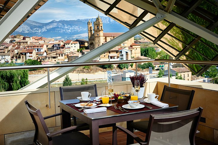 Hotel Marques De Riscal Restaurant Terrace