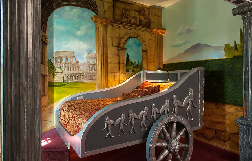 Victorian Mansion at Los Alamos - Sleep in a Cadillac, Wake Up in Wonderland