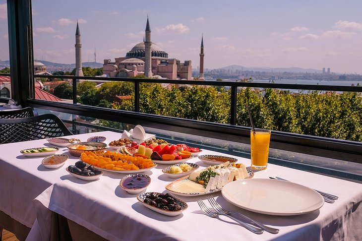 Sura Design Hotel & Suites Rooftop Terrace Breakfast With Haga Sophia Panorama