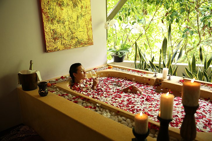 A romantic bathing experience at Hanging Gardens Ubud