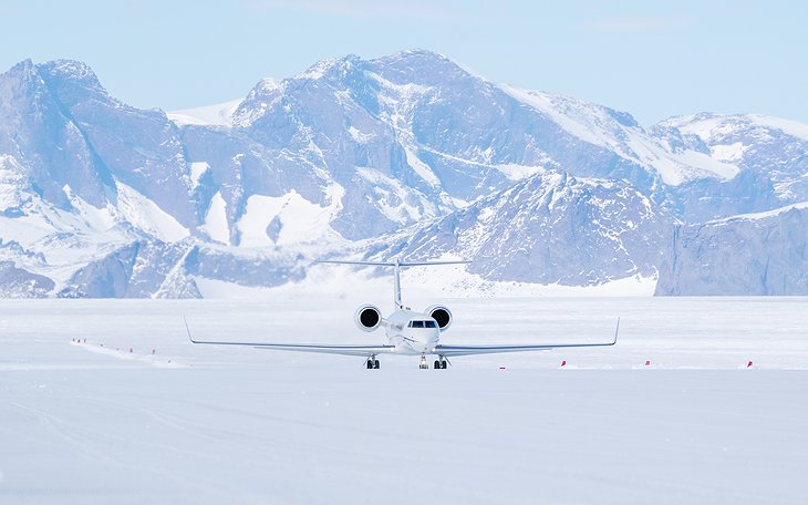 Landing Antarctica On A Gulfstream G550 Private Jet