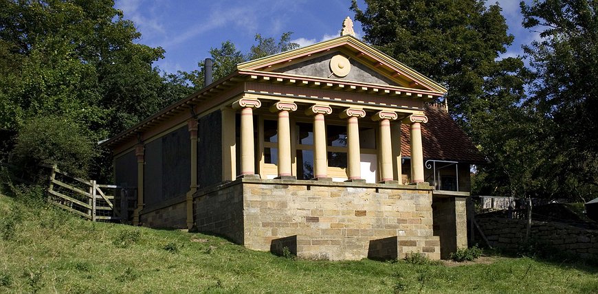 The Pigsty -  Greek Temple Lookalike In Robin Hood’s Bay