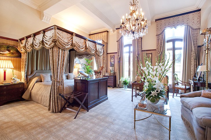 Prince Albert Master Suite