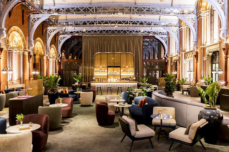 St. Pancras Renaissance Hotel Hansom Restaurant