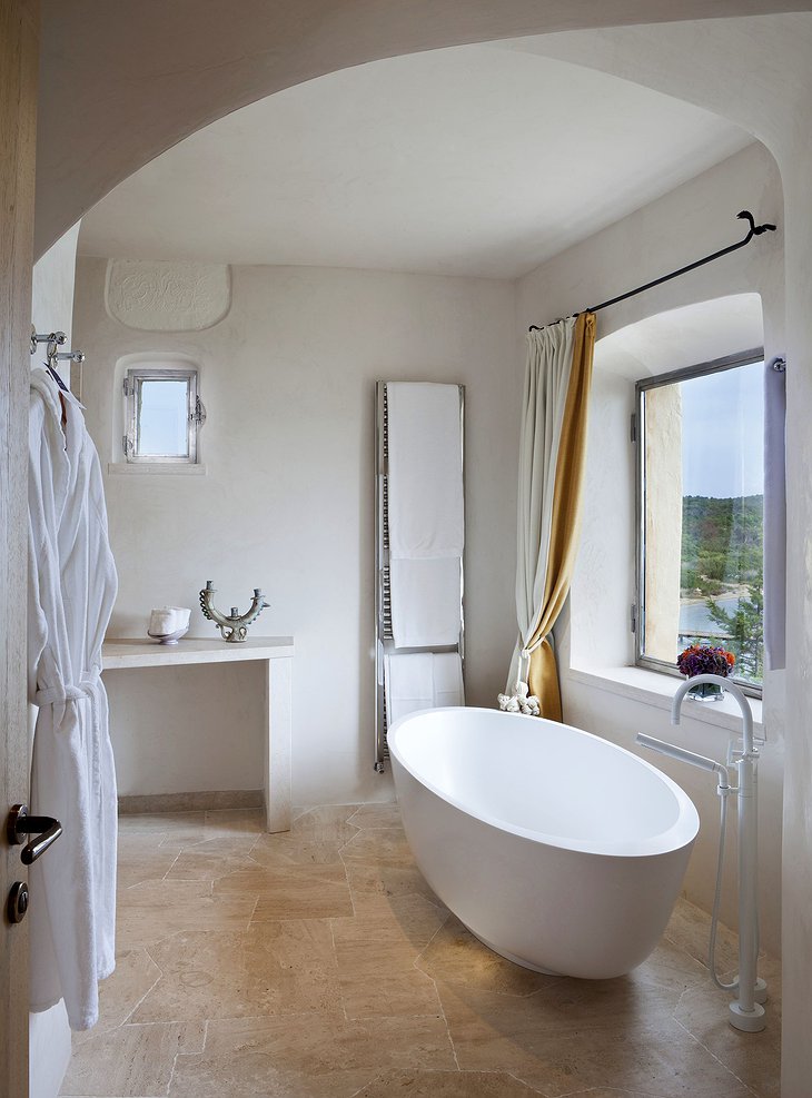 Premium Suite - Bathroom