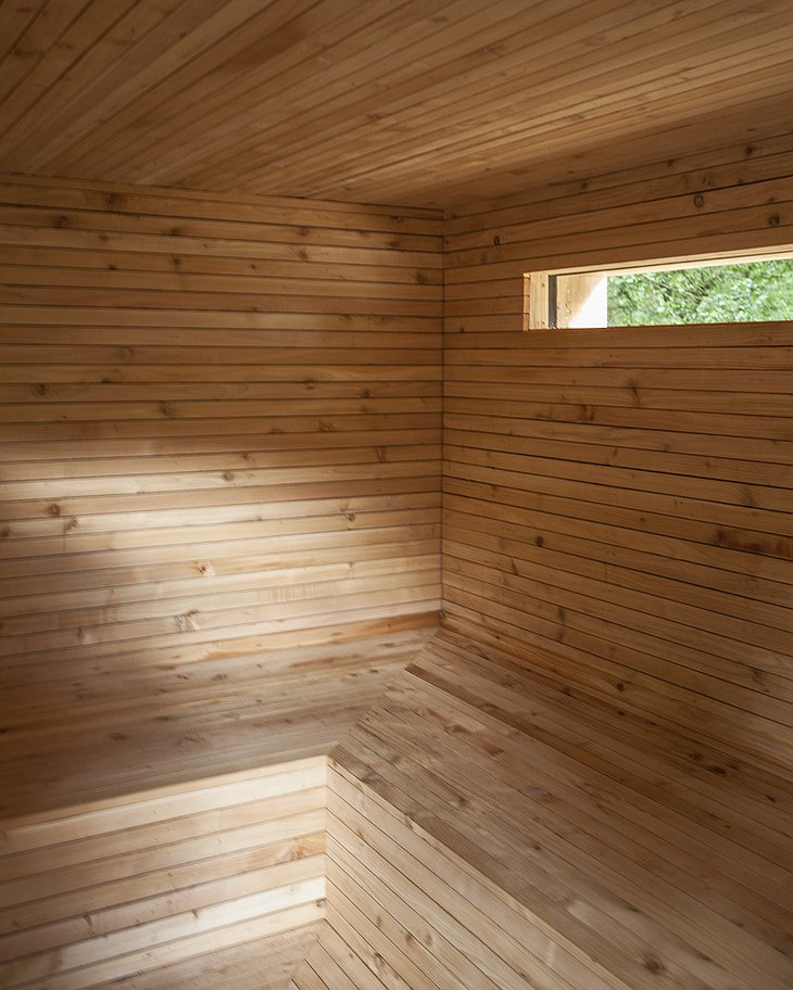 The Woodman's Treehouse sauna