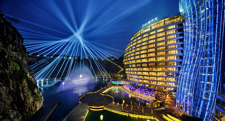 InterContinental Shanghai Wonderland Exterior