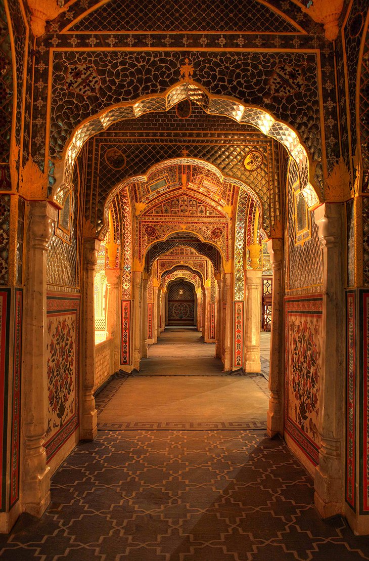 Samode Palace corridors
