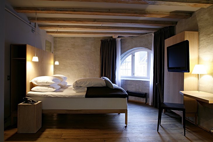 Hotel Brosundet bedroom