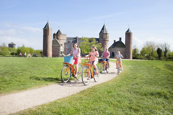 Stayokay Domburg Hostel Bike Rental
