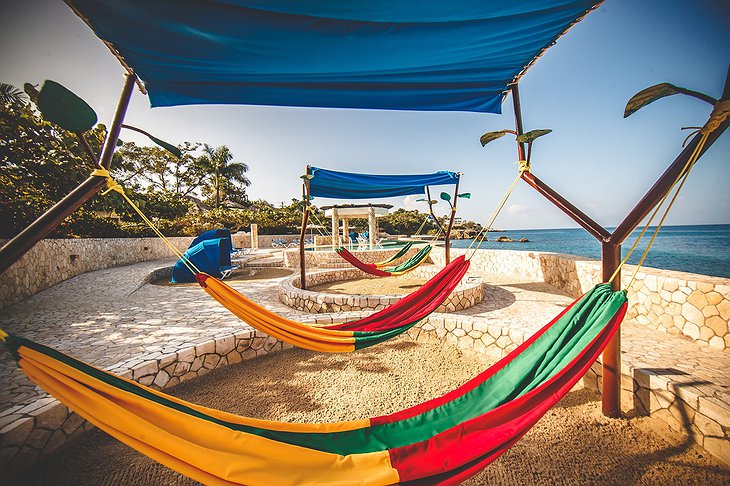 Ocean Cliff Hotel Hammocks