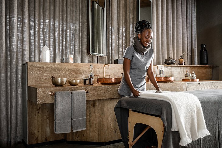 Singita Kwitonda Lodge Spa Massage